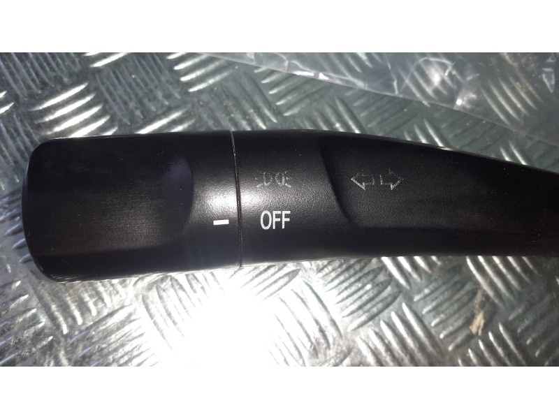 Recambio de mando luces para ssangyong rodius xdi deluxe 4wd referencia OEM IAM 4813AA  