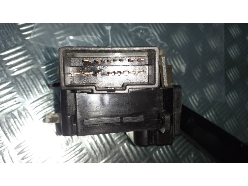 Recambio de mando luces para ssangyong rodius xdi deluxe 4wd referencia OEM IAM 4813AA  