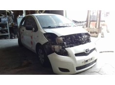 toyota yaris del año 2011 2