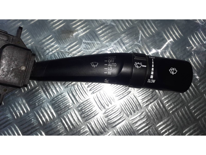 Recambio de mando limpia para ssangyong rodius xdi deluxe 4wd referencia OEM IAM   