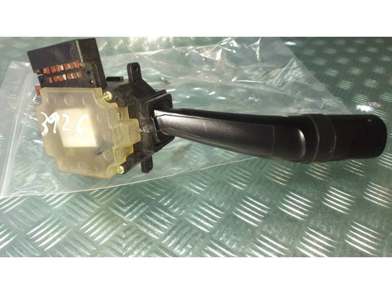 Recambio de mando limpia para ssangyong rodius xdi deluxe 4wd referencia OEM IAM   