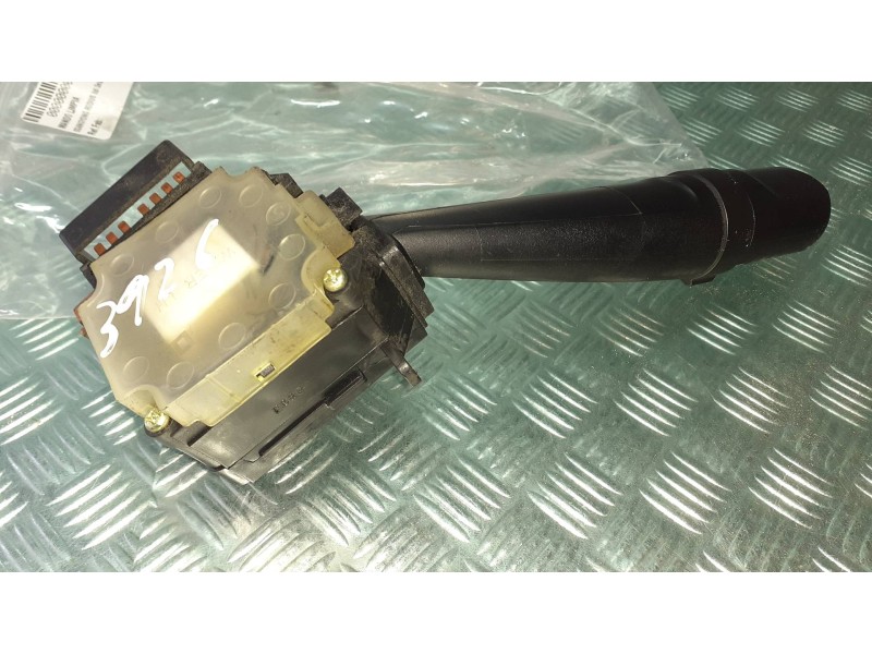 Recambio de mando limpia para ssangyong rodius xdi deluxe 4wd referencia OEM IAM   