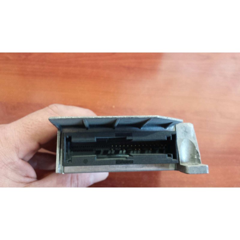 Recambio de centralita airbag para bmw serie 5 berlina (e39) 525td referencia OEM IAM 65.77-8362072 ZAE25999 P4T6D20AGZ9