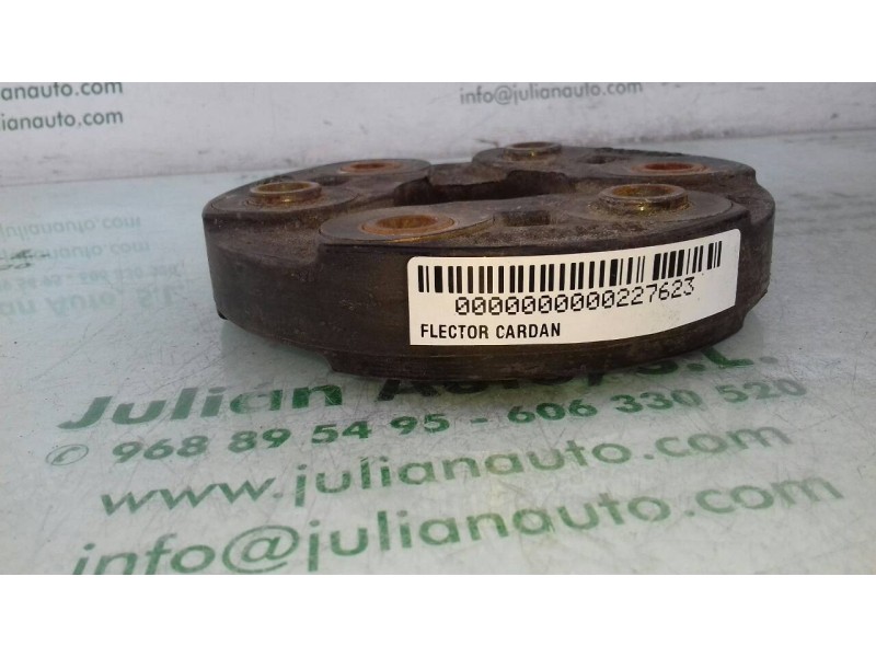 Recambio de flector cardan para mercedes-benz clase e (w124) familiar 280 te / e 280 (124.088) referencia OEM IAM 1244110215  