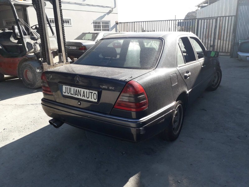 mercedes-benz clase c (w202) berlina del año 1997