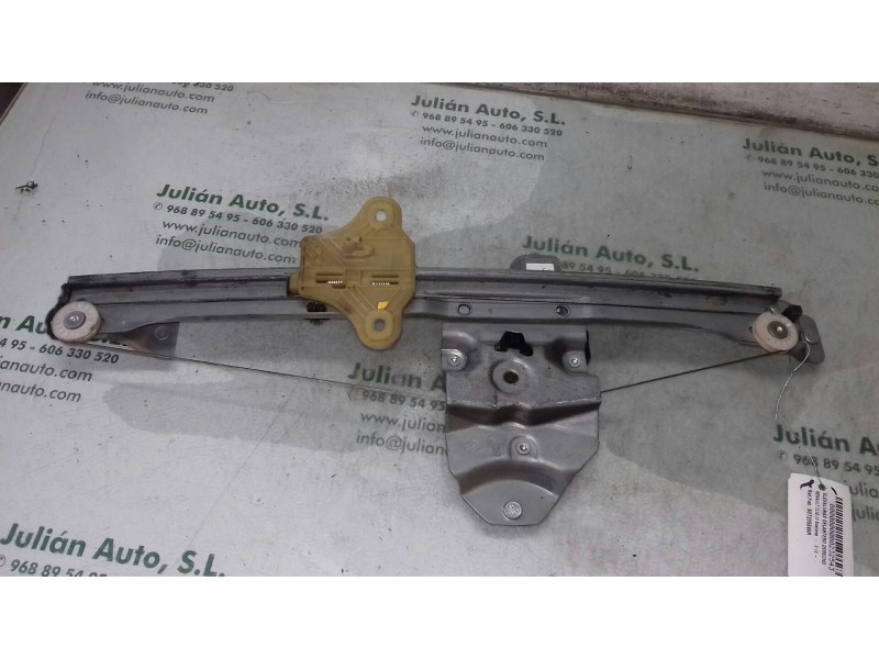 Recambio de elevalunas delantero derecho para renault clio iv business referencia OEM IAM 807205569R 010420140739 ELECTRICO