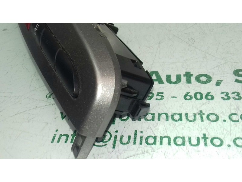 Recambio de warning para peugeot 308 sport referencia OEM IAM 98060429XT 706380 