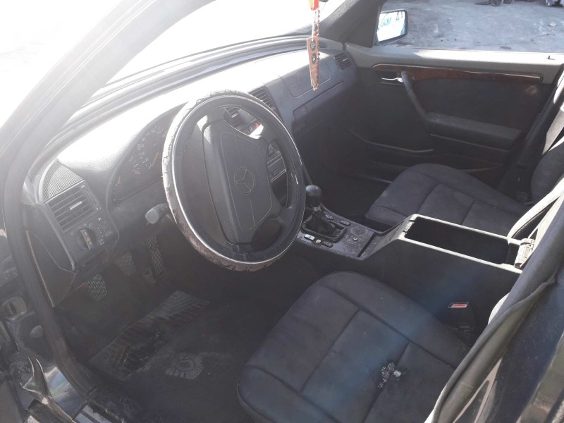 mercedes-benz clase c (w202) berlina del año 1997