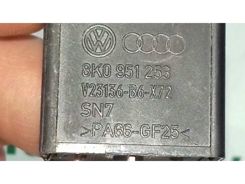 Recambio de rele para audi a6 berlina (4f2) 2.7 v6 24v tdi referencia OEM IAM 8K0951253 A/A RELE 643