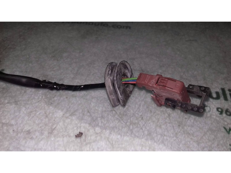 Recambio de retrovisor izquierdo para peugeot 407 sw premium referencia OEM IAM 96456978XT  ELECTRICO