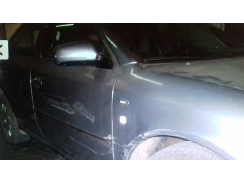 skoda octavia berlina (1u2) del año 2001