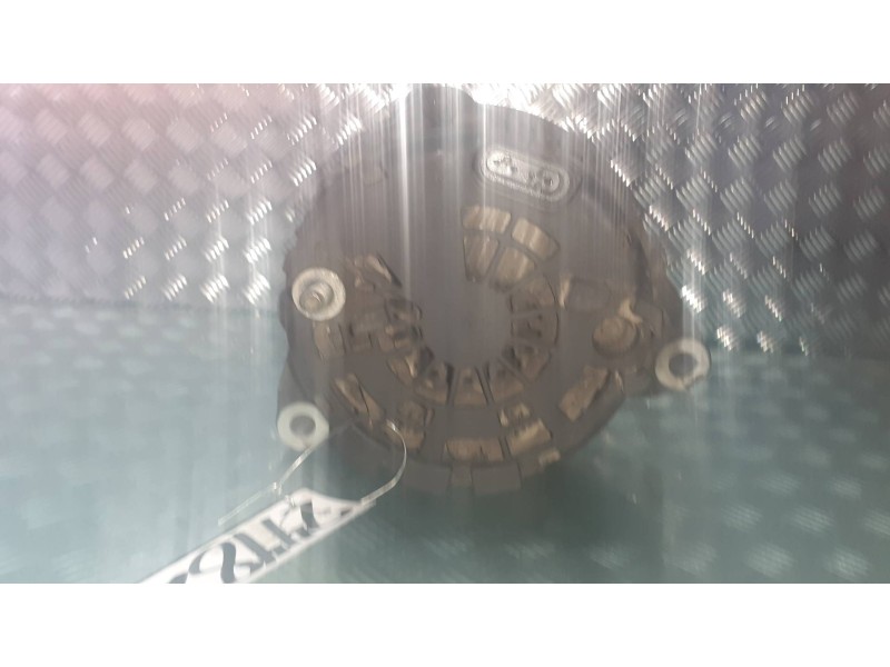 Recambio de alternador para ssangyong rodius xdi deluxe 4wd referencia OEM IAM A6651540202 DELPHI 140A
