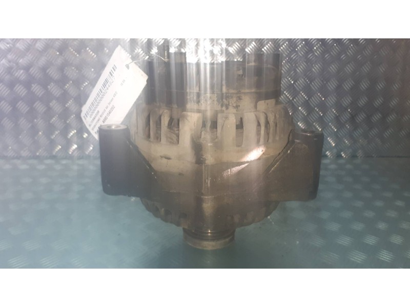 Recambio de alternador para ssangyong rodius xdi deluxe 4wd referencia OEM IAM A6651540202 DELPHI 140A