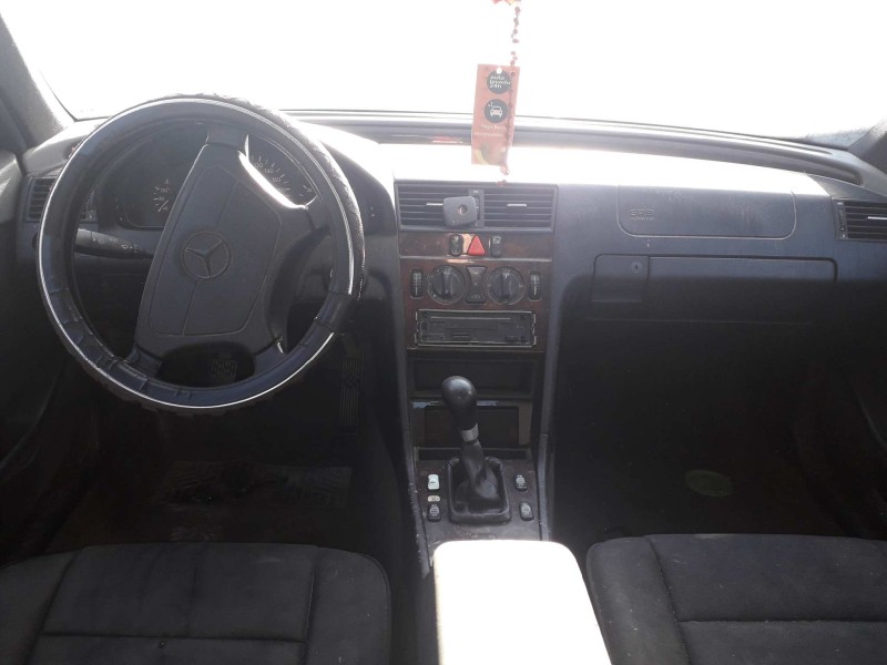 mercedes-benz clase c (w202) berlina del año 1997