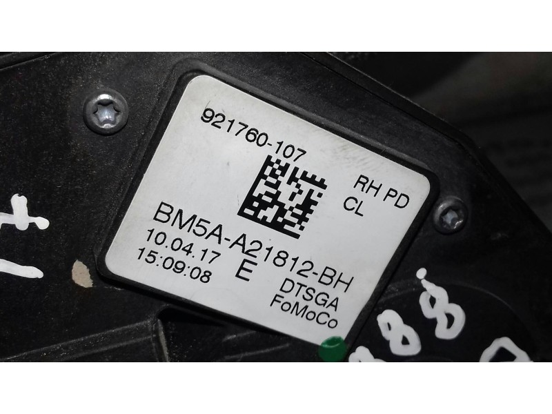 Recambio de cerradura puerta delantera derecha para ford focus lim. trend + referencia OEM IAM 921760107 BM5AA21812BH 