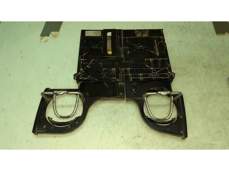 Recambio de moldura para mercedes-benz clase sl (w230) roadster referencia OEM IAM A2306800250  POSA VASOS Recambio de moldura para mercedes-benz clase sl (w230) roadster referencia OEM IAM A2306800250  POSA VASOS