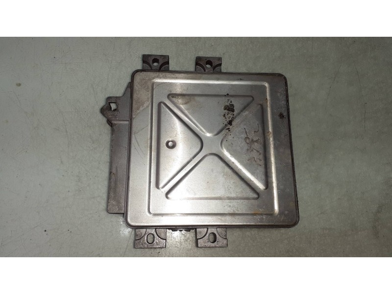 Recambio de centralita motor uce para peugeot 206 berlina e-music referencia OEM IAM IAW1AP81 16301794 MAGNETI MARELLI