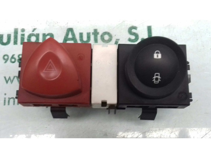 Recambio de warning para renault megane ii berlina 5p confort authentique referencia OEM IAM 8200407415 88040009 CIERRE PUERTAS