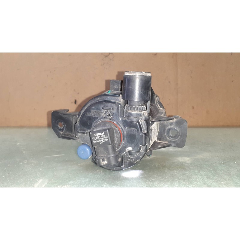 Recambio de faro antiniebla izquierdo para bmw serie 1 berlina (e81/e87) 118d referencia OEM IAM 89203672LH 13101610 VALEO