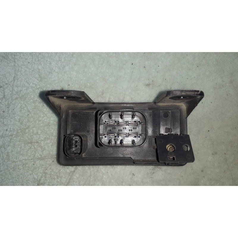 Recambio de caja precalentamiento para mercedes-benz clase c (w203) familiar c 270 t cdi (203.216) referencia OEM IAM   