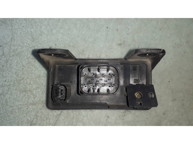 Recambio de caja precalentamiento para mercedes-benz clase c (w203) familiar c 270 t cdi (203.216) referencia OEM IAM   