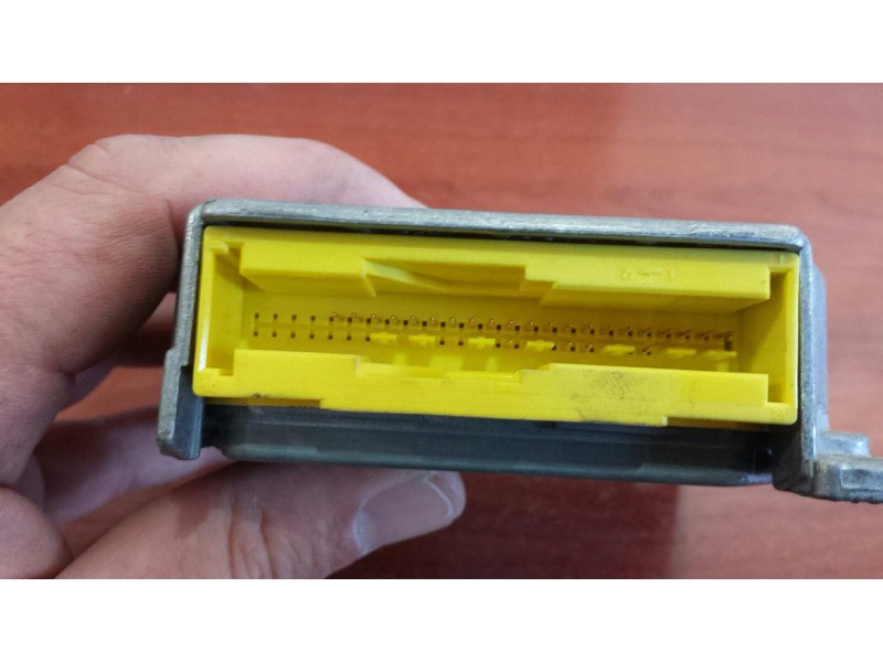 Recambio de centralita airbag para mercedes-benz clase c (w202) berlina 180 (202.018) referencia OEM IAM 0285001165 0018200826(0