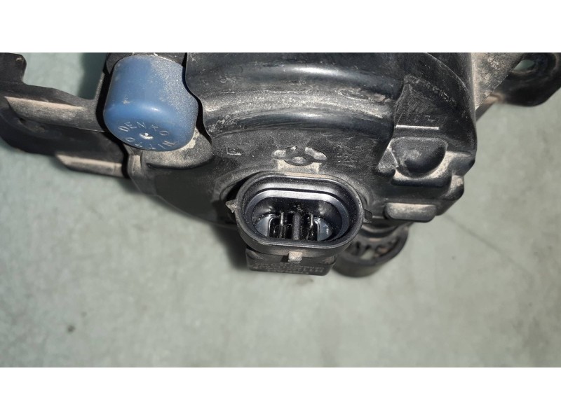 Recambio de faro antiniebla derecho para bmw serie 1 coupe (e82) 118d referencia OEM IAM 89203662RH 13101610 VALEO