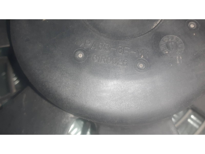 Recambio de electroventilador para ssangyong rodius xdi deluxe 4wd referencia OEM IAM 8821021050 61R0026 61R0027