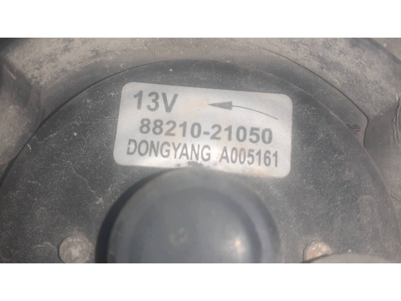 Recambio de electroventilador para ssangyong rodius xdi deluxe 4wd referencia OEM IAM 8821021050 61R0026 61R0027