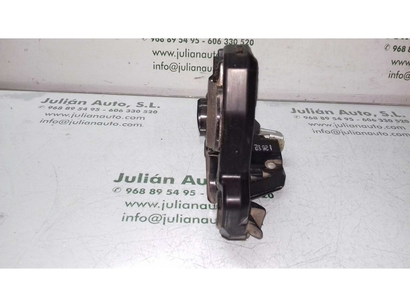 Recambio de cerradura puerta delantera derecha para toyota auris active referencia OEM IAM  4 PINES 