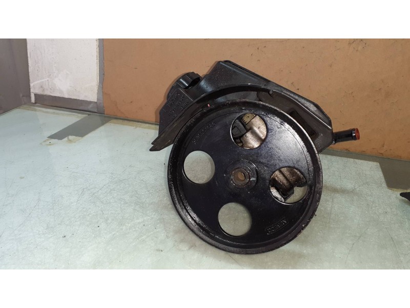 Recambio de bomba direccion para peugeot 206 berlina xr referencia OEM IAM 9631411580 26064217 