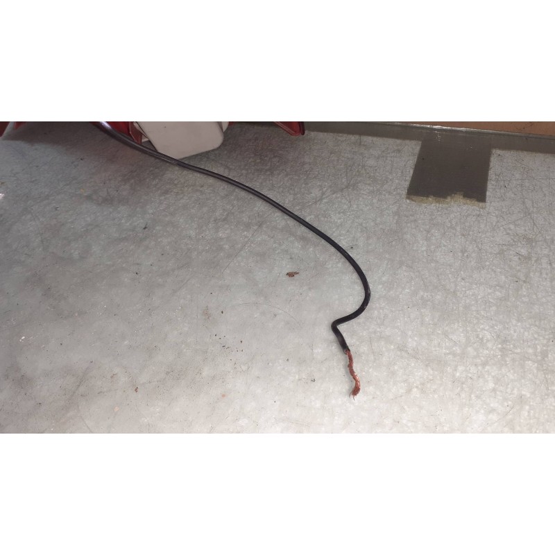 Recambio de piloto trasero izquierdo para renault clio ii fase ii (b/cb0) base authentique referencia OEM IAM 8200071413 X65PK2R