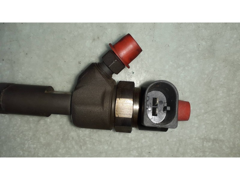 Recambio de inyector para mercedes-benz clase e (w211) berlina e 270 cdi (211.016) referencia OEM IAM 0986435135  BOSCH