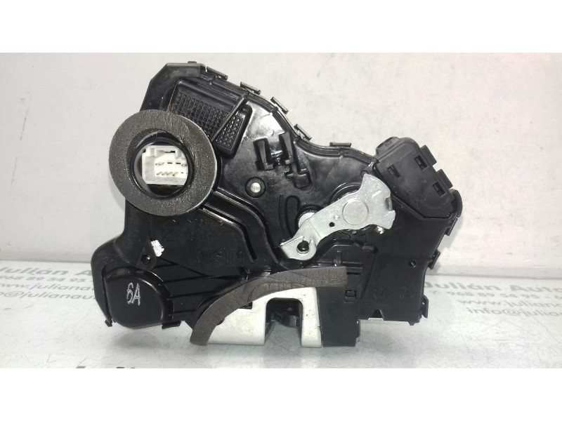 Recambio de cerradura puerta delantera izquierda para toyota auris active referencia OEM IAM   