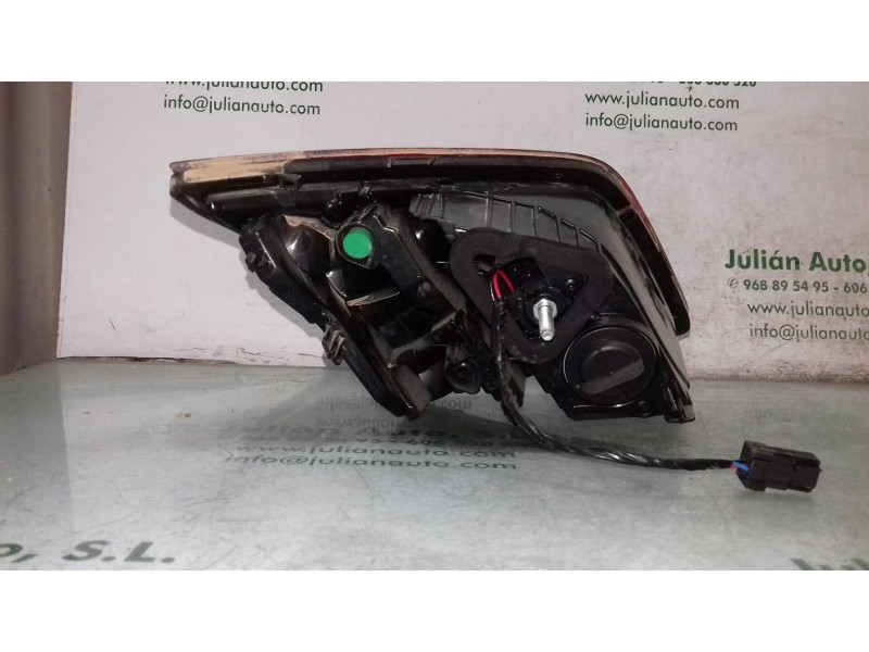 Recambio de piloto trasero derecho interior para peugeot 308 style referencia OEM IAM 9677818280 81260201 PORTON