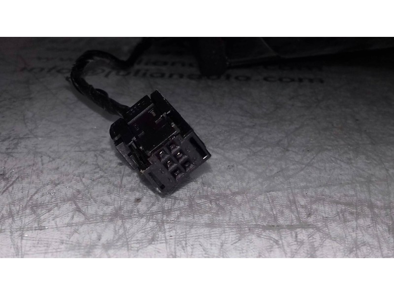 Recambio de piloto trasero izquierdo interior para peugeot 308 style referencia OEM IAM 9677818380 81260101 PORTON