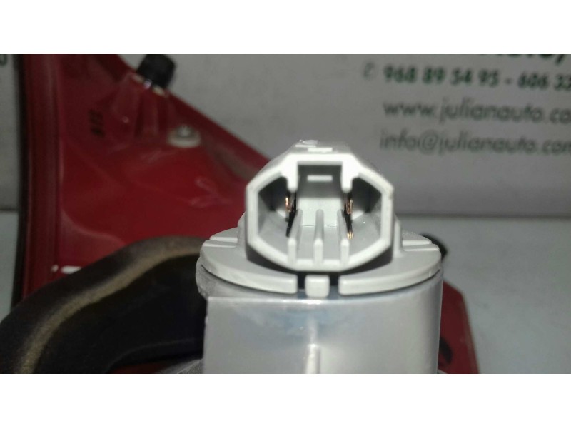 Recambio de piloto trasero izquierdo interior para toyota auris active referencia OEM IAM 05170237  INT - PORTON