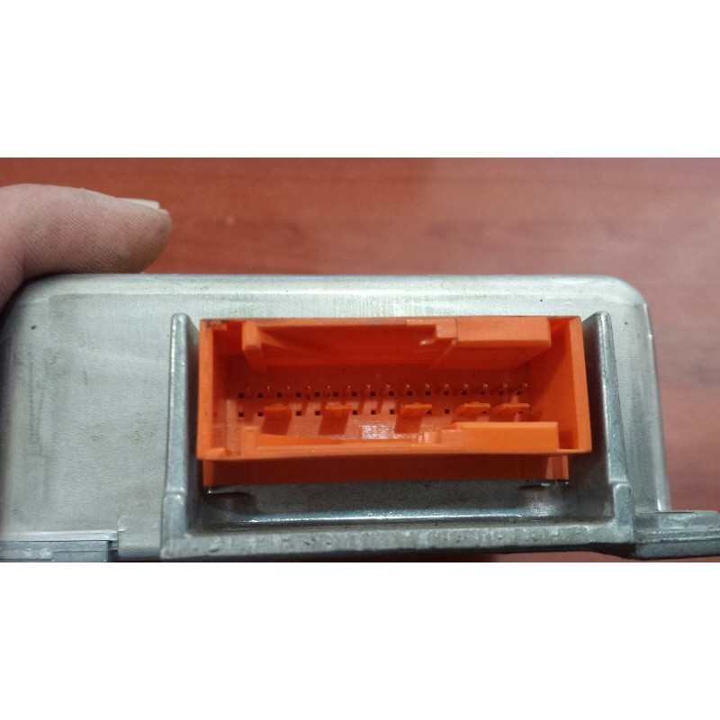 Recambio de centralita airbag para mercedes-benz clase e (w210) berlina 230 (210.037) referencia OEM IAM 0285001088 0008209726(0