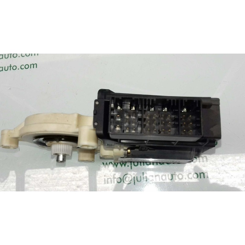 Recambio de motor elevalunas delantero derecho para seat ibiza (6l1) stella referencia OEM IAM 104383101 05074140 6Q959801A