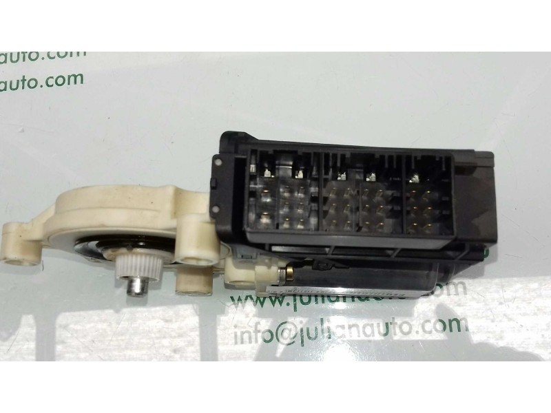 Recambio de motor elevalunas delantero derecho para seat ibiza (6l1) stella referencia OEM IAM 104383101 05074140 6Q959801A