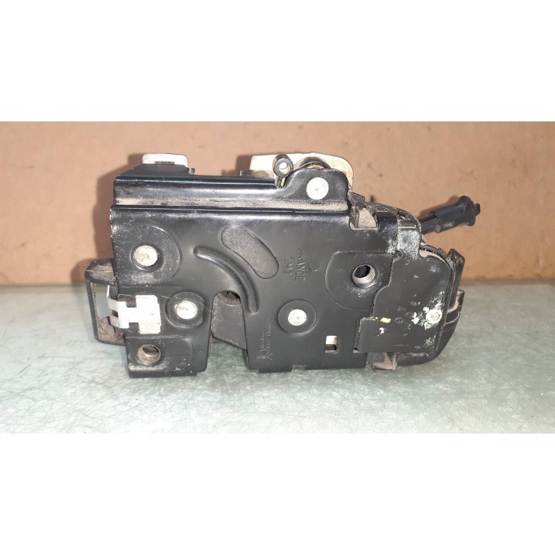 Recambio de cerradura puerta delantera izquierda para porsche 911 (typ 996) referencia OEM IAM 99653754500  ELECTRICA