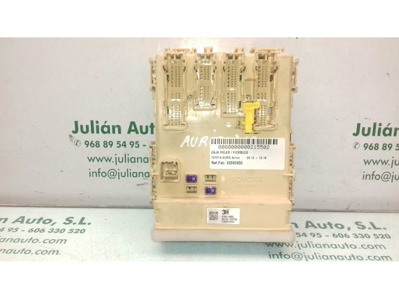 Recambio de caja reles / fusibles para toyota auris active referencia OEM IAM 63580950 82712X70A 8922102330