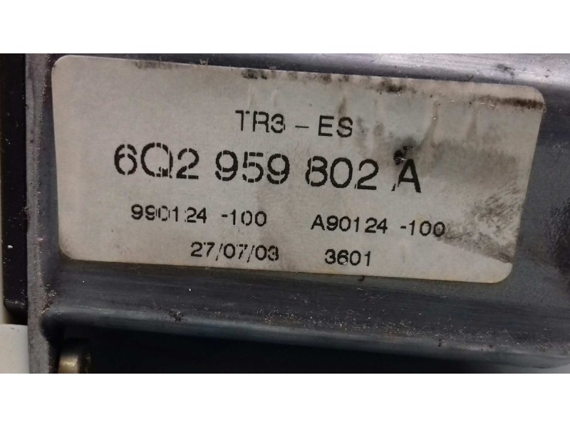 Recambio de motor elevalunas delantero izquierdo para seat ibiza (6l1) stella referencia OEM IAM 104379101 05074100 6Q959802A