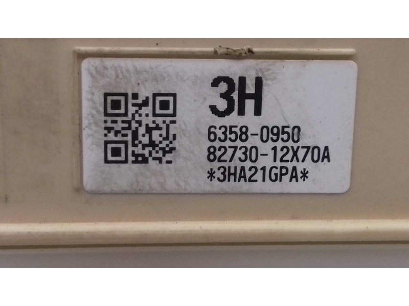 Recambio de caja reles / fusibles para toyota auris active referencia OEM IAM 63580950 82712X70A 8922102330