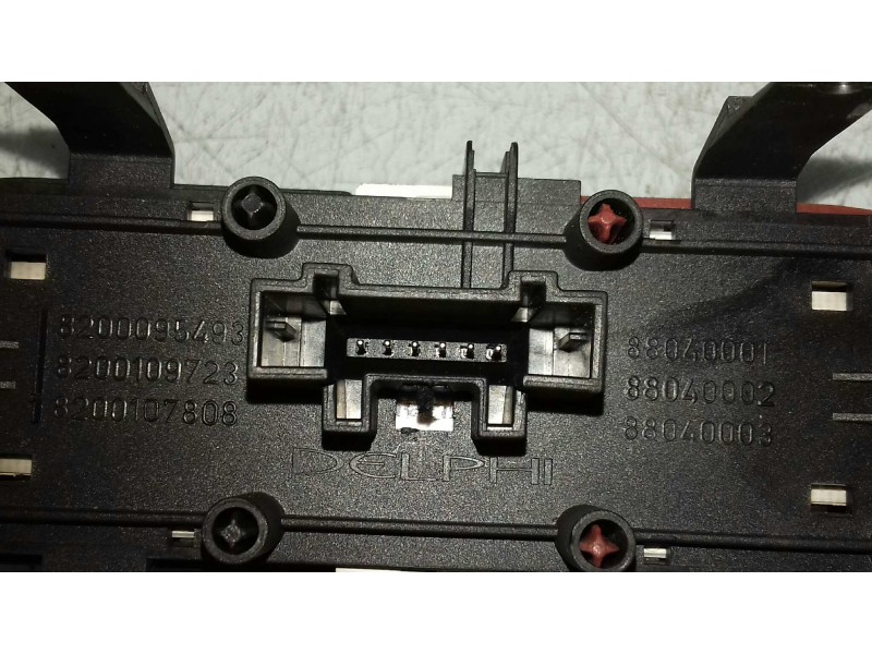 Recambio de warning para renault scenic ii authentique referencia OEM IAM 8200095493 88040001 CIERRE PUERTAS