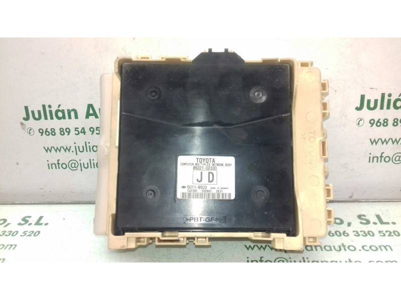 Recambio de caja reles / fusibles para toyota auris active referencia OEM IAM 63580950 82712X70A 8922102330