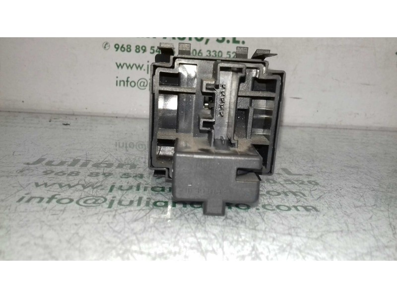 Recambio de mando luces para renault megane ii classic berlina dynamique referencia OEM IAM 8200121805B 5 PINES REGULADOR LUCES