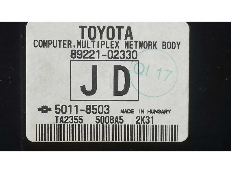 Recambio de caja reles / fusibles para toyota auris active referencia OEM IAM 63580950 82712X70A 8922102330