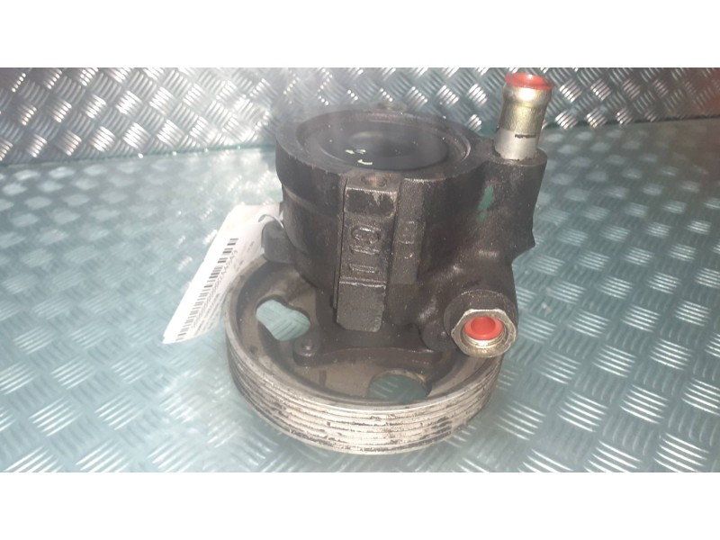 Recambio de bomba direccion para dacia sandero ambiance referencia OEM IAM 7700431286 7700431283 7700101192