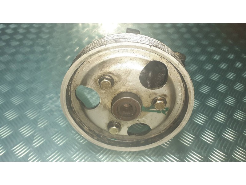 Recambio de bomba direccion para dacia sandero ambiance referencia OEM IAM 7700431286 7700431283 7700101192